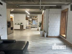 Дом 310м², 3-этажный, на длительный срок,