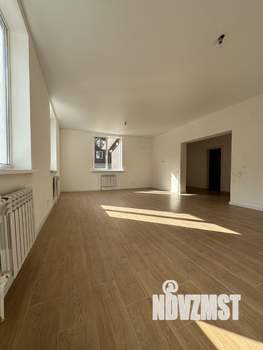 Дом 146м², 2-этажный, участок 6 сот.