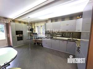 Коттедж 260м², 2-этажный, участок 17 сот.