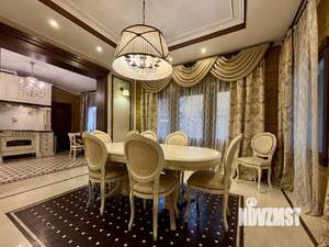 Коттедж 300м², 2-этажный, участок 10 сот.