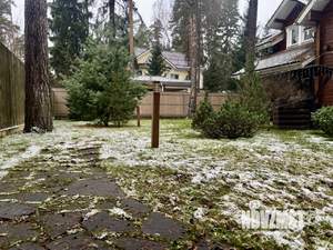 Коттедж 300м², 2-этажный, участок 10 сот.