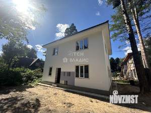 Дом 158м², 2-этажный, участок 4 сот.