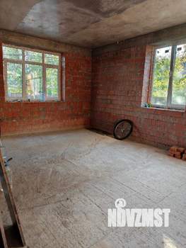 Дом 177м², 2-этажный, участок 4 сот.