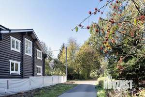 Дом 294м², 2-этажный, участок 10 сот.