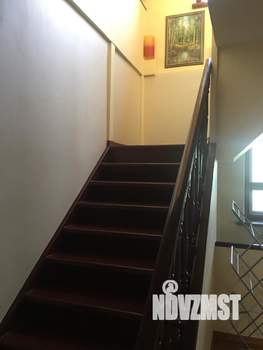 Дом 373м², 3-этажный, участок 7 сот.