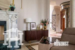 Коттедж 900м&sup2;, 4-этажный, на длительный срок, 