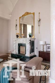 Коттедж 900м&sup2;, 4-этажный, на длительный срок, 