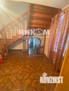 Дом 325м², 2-этажный, участок 18 сот.  