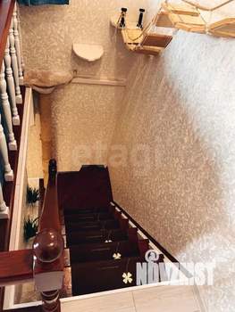 Дом 100м², 3-этажный, участок 15 сот.  