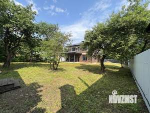 Дом 244м², 2-этажный, участок 11 сот.  