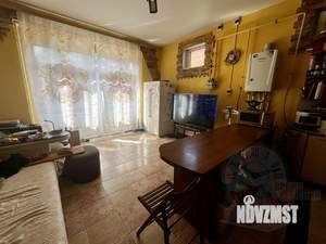 Таунхаус 122м², 3-этажный, участок 6 сот.  