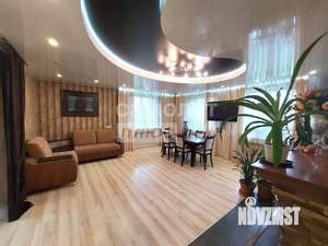 Коттедж 260м², 2-этажный, участок 17 сот.  