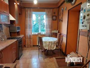 Дом 132м&sup2;, 2-этажный, участок 6 сот.  