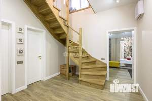 Дом 145м², 2-этажный, участок 5 сот.  