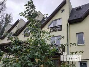 Таунхаус 240м², 4-этажный, участок 9 сот.  