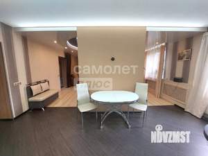 Коттедж 260м², 2-этажный, участок 17 сот.  