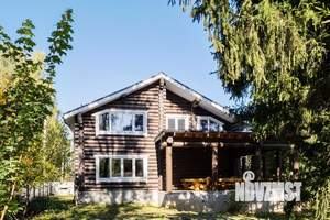 Дом 294м&sup2;, 2-этажный, участок 10 сот.  