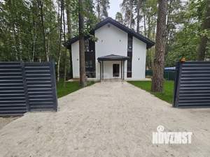 Дом 215м², 2-этажный, участок 8 сот.  