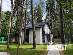 Дом 220м², 2-этажный, участок 11 сот.  