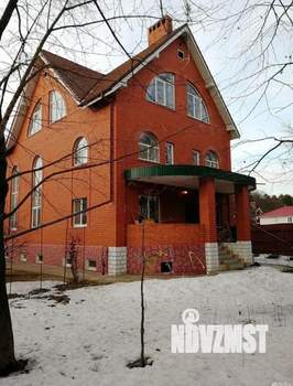 Коттедж 498м&sup2;, 3-этажный, участок 11 сот.  