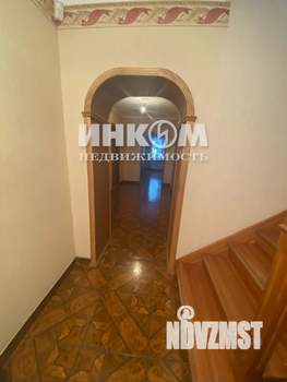 Дом 325м², 2-этажный, участок 18 сот.  