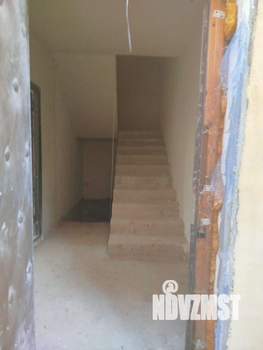 Дом 180м&sup2;, 3-этажный, участок 2 сот.  