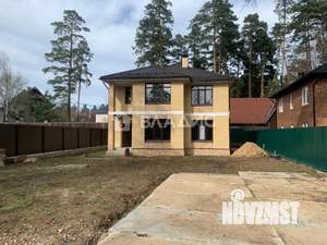 Дом 170м², 2-этажный, участок 7 сот.  