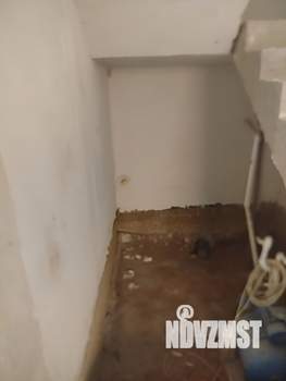 Дом 180м&sup2;, 3-этажный, участок 2 сот.  