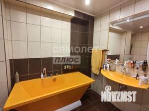 Таунхаус 240м², 4-этажный, участок 9 сот.  