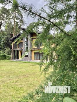 Дом 400м², 3-этажный, участок 18 сот.  