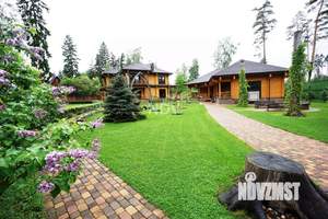 Дом 296м², 2-этажный, участок 46 сот.  