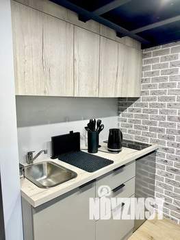 Студия квартира, посуточно, 35м2, 1/17 этаж