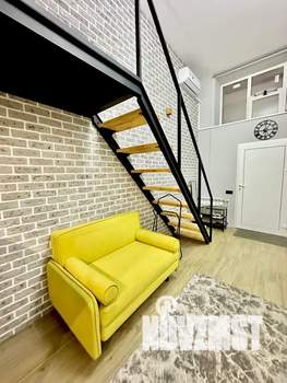 Студия квартира, посуточно, 35м2, 1/17 этаж