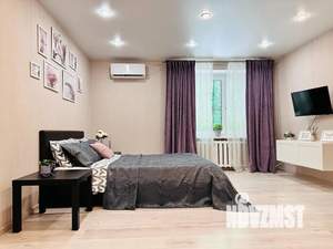 Студия квартира, посуточно, 35м2, 1/9 этаж