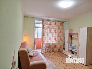 1-к квартира, посуточно, 35м2, 3/3 этаж