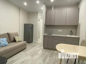 Студия квартира, посуточно, 25м2, 2/17 этаж