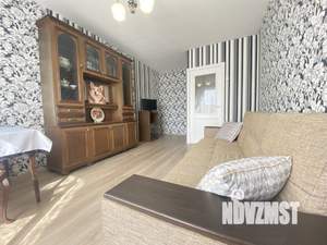 3-к квартира, посуточно, 64м2, 1/1 этаж