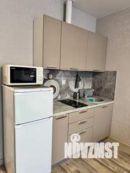 Студия квартира, посуточно, 25м2, 2/17 этаж