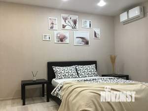 Студия квартира, посуточно, 35м2, 1/9 этаж