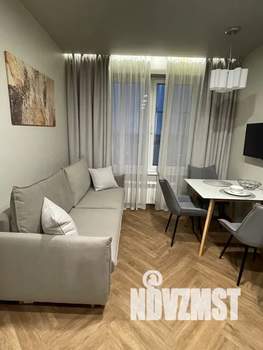 1-к квартира, посуточно, 40м2, 19/23 этаж