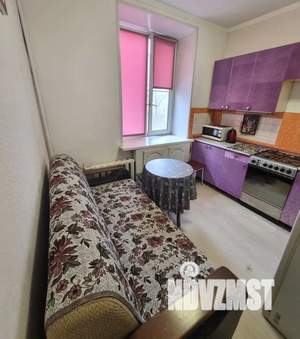 1-к квартира, посуточно, 35м2, 3/3 этаж