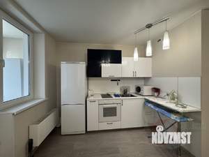 Студия квартира, на длительный срок, 39м2, 1/4 этаж