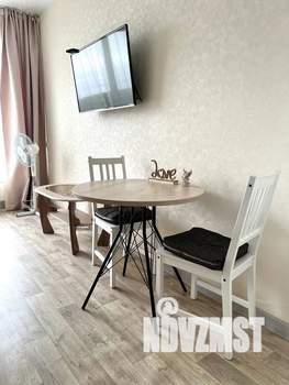 Студия квартира, посуточно, 30м2, 10/17 этаж