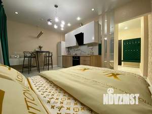 Студия квартира, посуточно, 33м2, 3/17 этаж