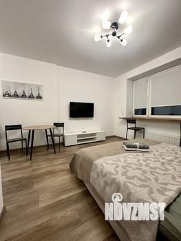 Студия квартира, посуточно, 30м2, 5/17 этаж