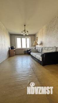 3-к квартира, вторичка, 60м2, 9/9 этаж