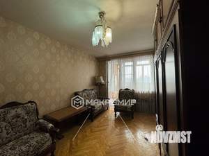 2-к квартира, вторичка, 56м2, 8/17 этаж