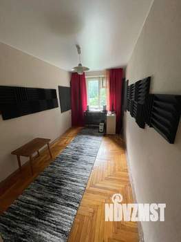 2-к квартира, вторичка, 42м2, 1/9 этаж