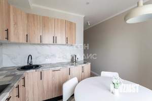 2-к квартира, вторичка, 63м2, 14/25 этаж