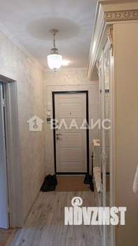 2-к квартира, вторичка, 60м2, 1/10 этаж